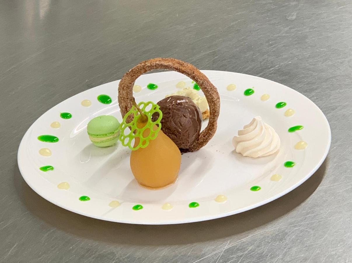 Hotel Restaurant Emshorn Oberems ภายนอก รูปภาพ